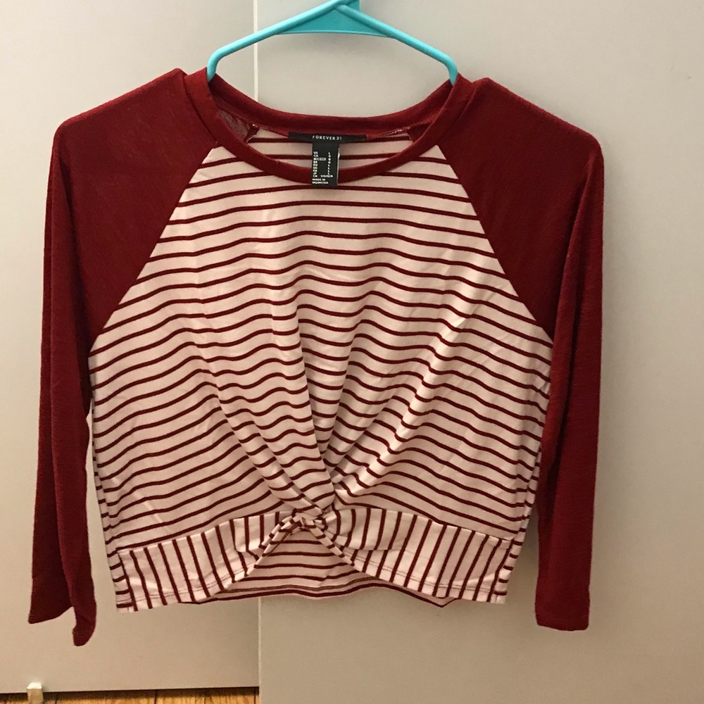 F21 cropped baseball tee